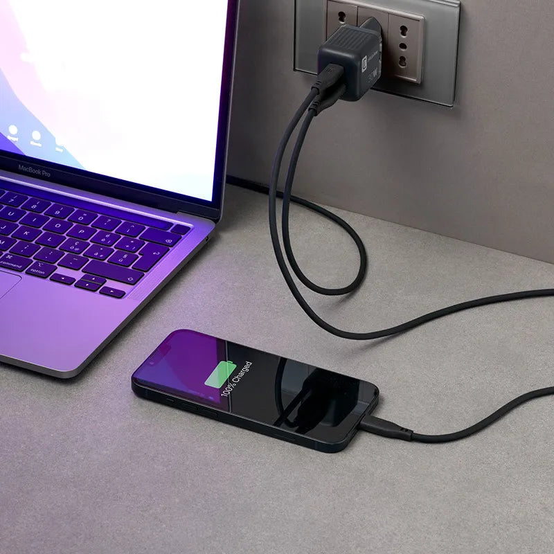 Cellularline Multipower Micro GaN - USB-C ir USB-A Power Delivery 30W tinklo įkroviklis (juodas)