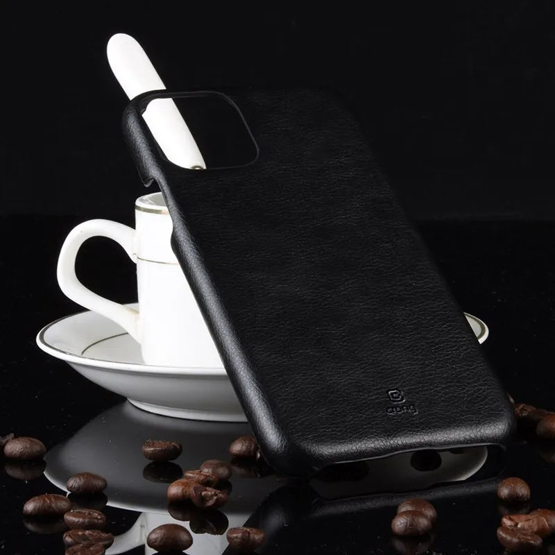 Crong Essential Cover – „iPhone 11 Pro Max“ dėklas (juodas)