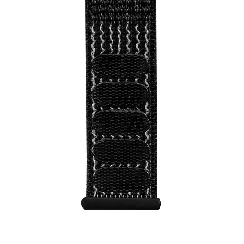Crong Nailono refleksinė juosta, skirta Apple Watch 38/40/41/42 mm (juoda)