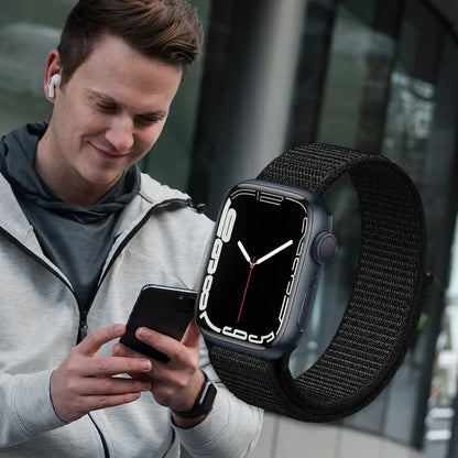 Crong Nailono "Reflex" sportinis dirželis, skirtas Apple Watch 44/45/46/49 mm (juodas)