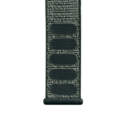 Crong Nylon - Sportinė apyrankė, skirta Apple Watch 38/40/41/42 mm (karinė žalia)