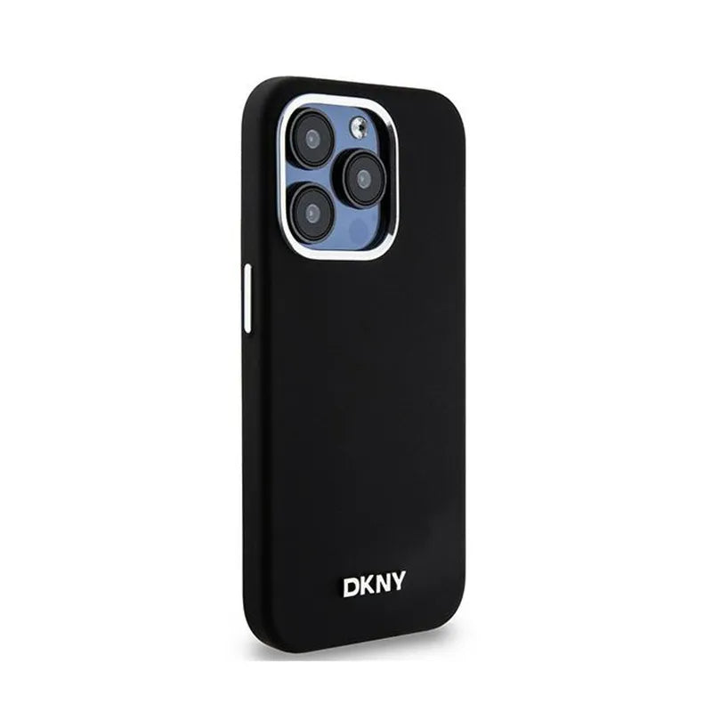DKNY Liquid Silicone Small Metal Logo MagSafe – dėklas, skirtas iPhone 15 Pro (juodas)