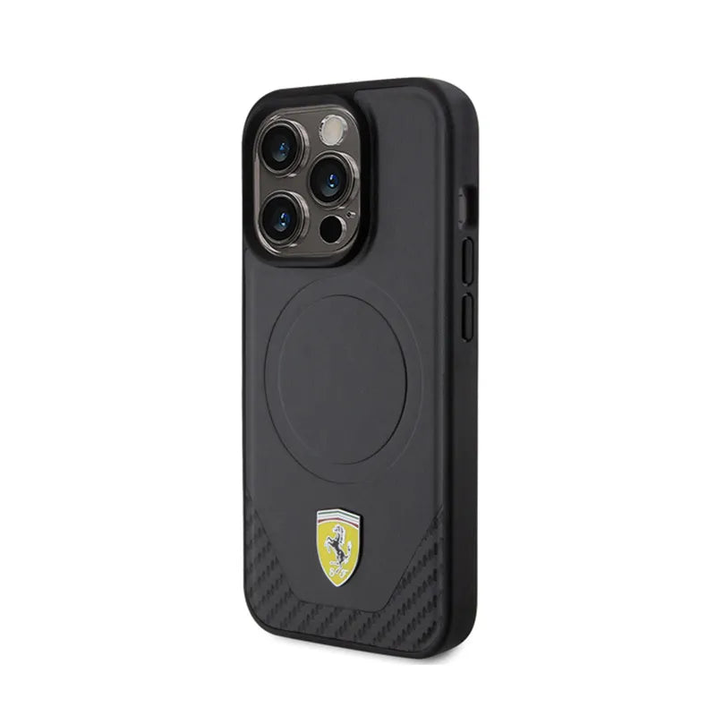 Ferrari Carbon Metal Logo MagSafe – dėklas, skirtas iPhone 15 Pro (juodas)