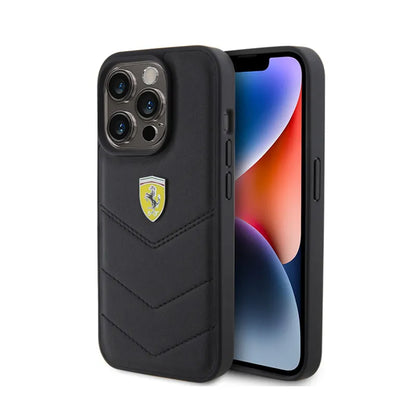Ferrari dygsniuotas metalo logotipas – dėklas, skirtas iPhone 15 Pro (juodas)