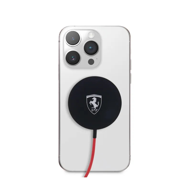 Ferrari MagSafe Shield Logo – 15W MagSafe indukcinis įkroviklis (juodas)