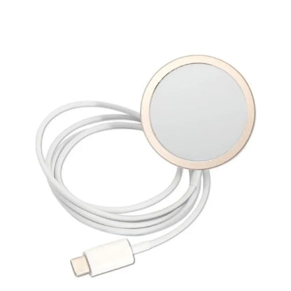 Guess Bundle Pack MagSafe 4G – Dėklas iPhone 14 Pro + MagSafe įkroviklis (juoda/auksinė)