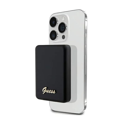 Guess Metal Script Logo MagSafe - 3 000 mAh 5W MagSafe indukcinis maitinimo blokas (juodas)
