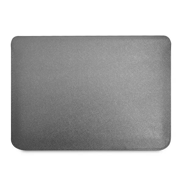 Guess Saffiano Triangle Logo dėklas – nešiojamojo kompiuterio dėklas 13" / 14" (sidabrinis)