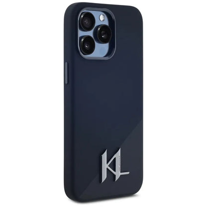 Karl Lagerfeld Silikoninis MagSafe Dėklas su metalo inicialu "Shadow" – skirtas iPhone 15 Pro (juodas)