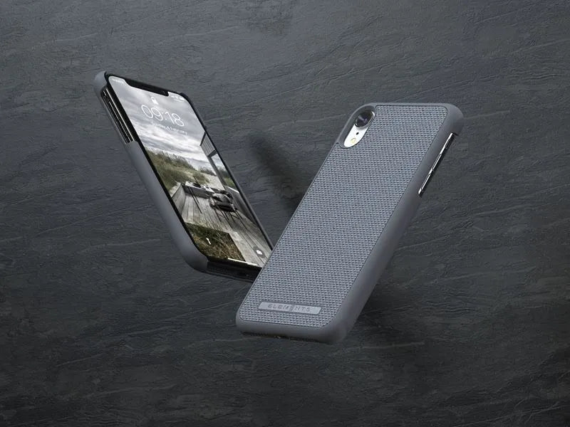 "Nordic Elements Original Idun" - "iPhone XR" dėklas (vidutinio pilkumo)