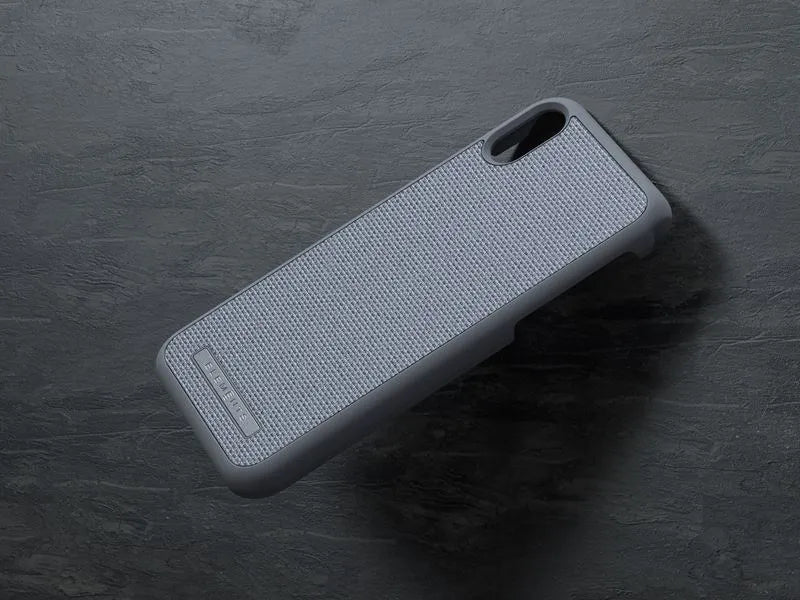 "Nordic Elements Original Idun" - "iPhone XR" dėklas (vidutinio pilkumo)