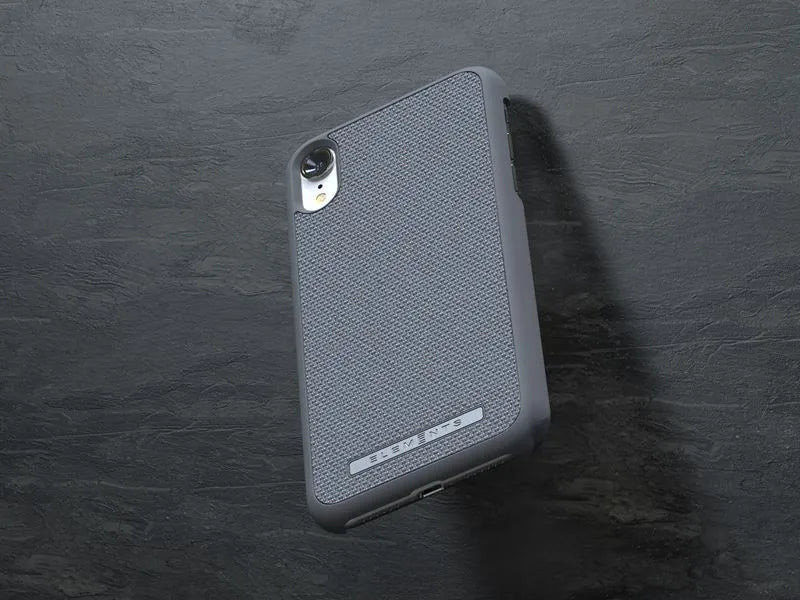 "Nordic Elements Original Idun" - "iPhone XR" dėklas (vidutinio pilkumo)