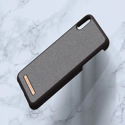 Nordic Elements Saeson Idun – Dėklas skirtas iPhone Xs Max (tamsiai rudas)