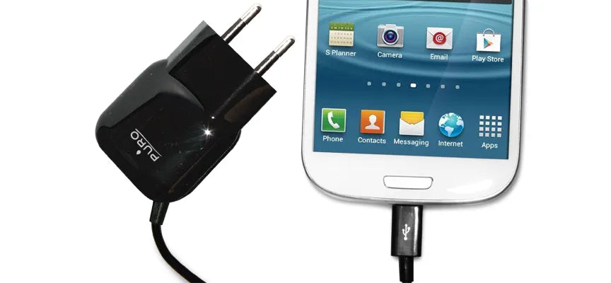 PURO Mini kelioninis kroviklis – nešiojamasis sieninis kroviklis su „Micro USB“ laidu (juodas)