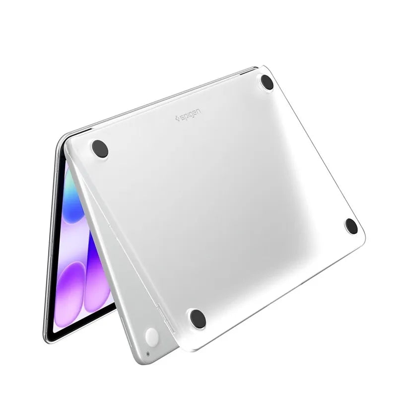 Spigen AirSkin – „MacBook Neo“ dėklas (skaidrus, matinis)