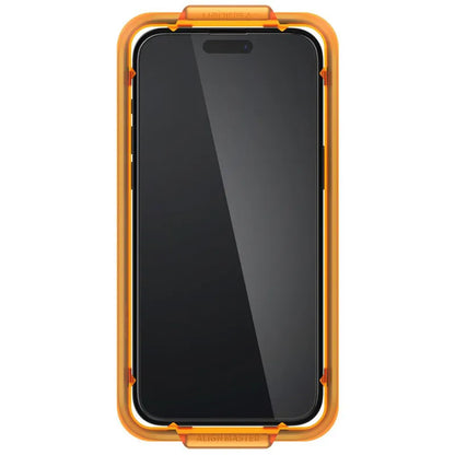 Spigen Alm Glass FC 2-Pack – Grūdintas stiklas iPhone 15 (2 vnt., juodu rėmeliu)