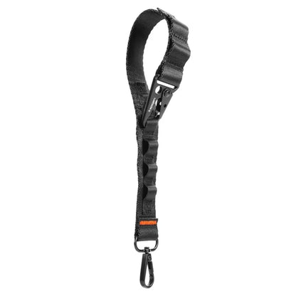 Spigen DA30M Dirželis Per Petį Crossbody – Universalus telefono dirželis / raištis (juodas)