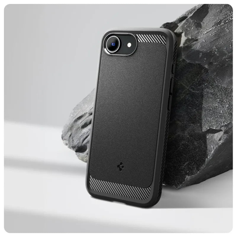 Spigen Rugged Armor Mag MagSafe – dėklas iPhone 17e / 16e (Matinis juodas)