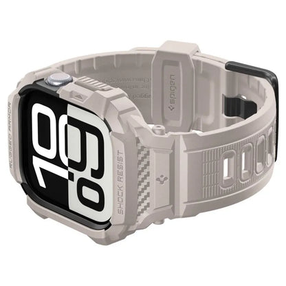 Spigen Rugged Armor Pro V2 – Dirželis su dėklu Apple Watch 10/11 42mm (Smėlio spalvos)