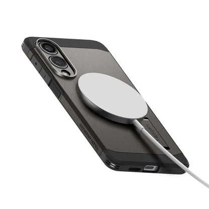 Spigen Tough Armor MagSafe – dėklas skirtas Samsung Galaxy S25 Edge (Gunmetal)