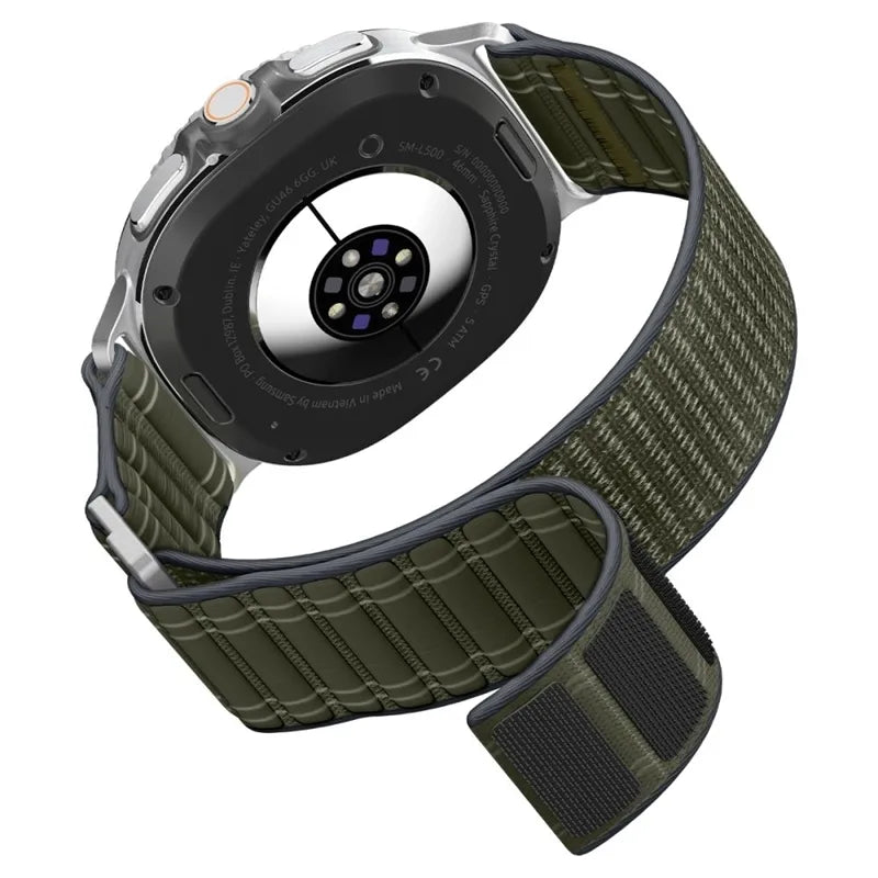 Spigen WBF0 Band - Žalias dirželis Samsung Galaxy Watch 8 / 8 Classic 40 / 44 / 46 mm