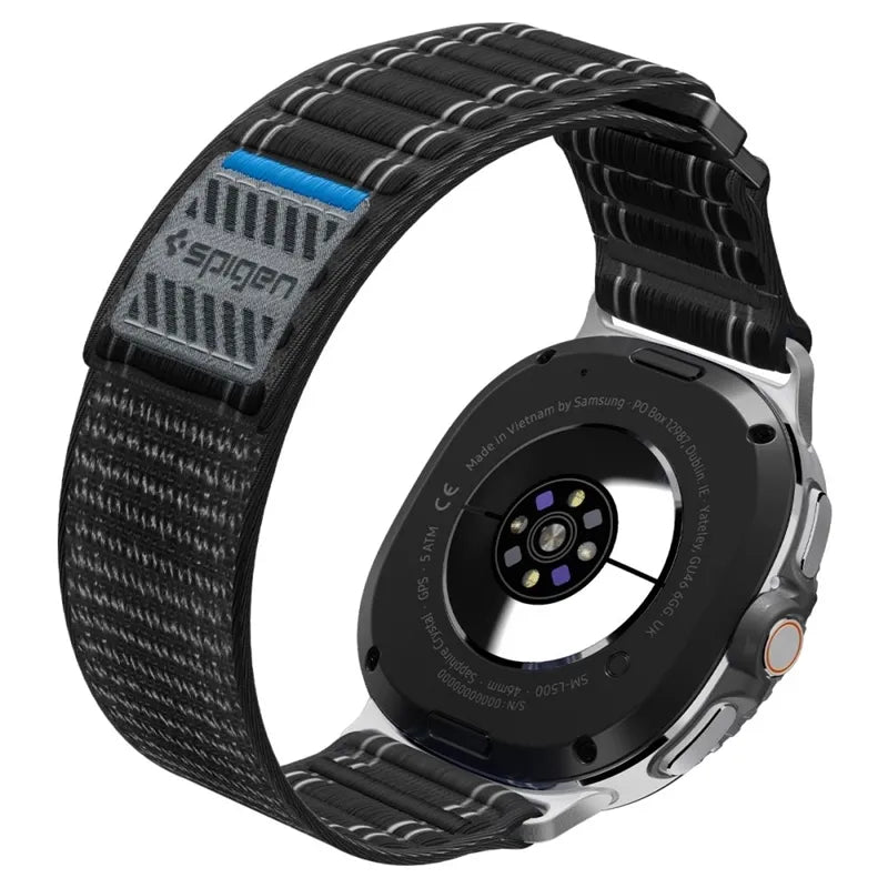 Spigen WBF0 dirželis - juostelė, skirta Samsung Galaxy Watch 8 / 8 Classic 40 / 44 / 46 mm (Juodas) Spigen
