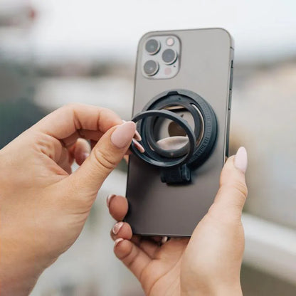 STM MagLoop – „iPhone“ piršto kilpa ir butelių atidarytuvas – juodas