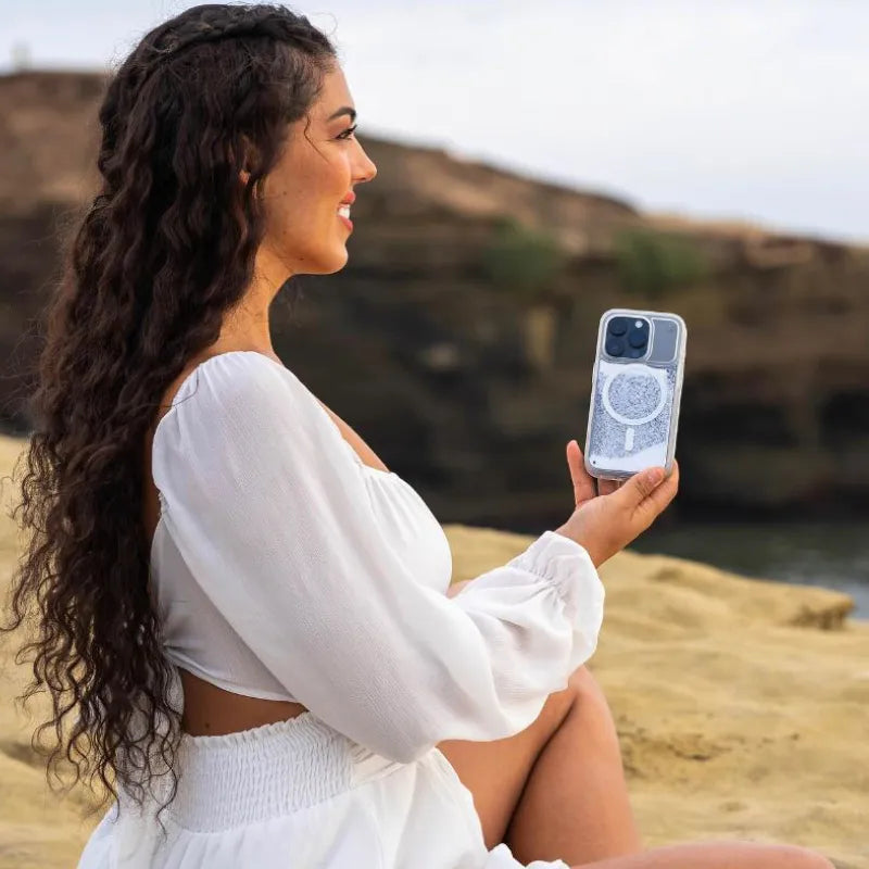 STM Relax Sand MagSafe - dėklas iPhone 15 Pro (skaidrus / baltas)