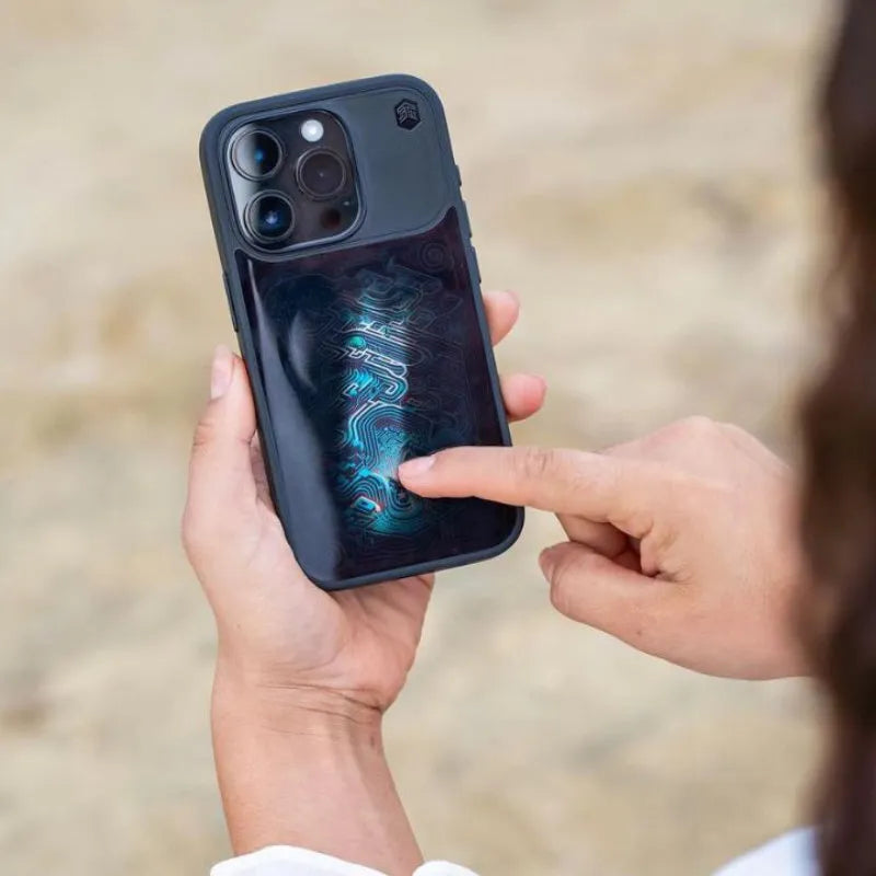 STM Reveal Warm MagSafe – Dėklas skirtas iPhone 15 Pro Max (Black Realm)