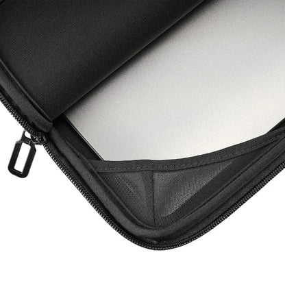 Tucano Colore2 – dėklas „MacBook Air 13“ (M5 / M4 / M3 / M2 / M1 / 2026–2018) / „Pro 13“ / nešiojamajam kompiuteriui 12“ (juodas)