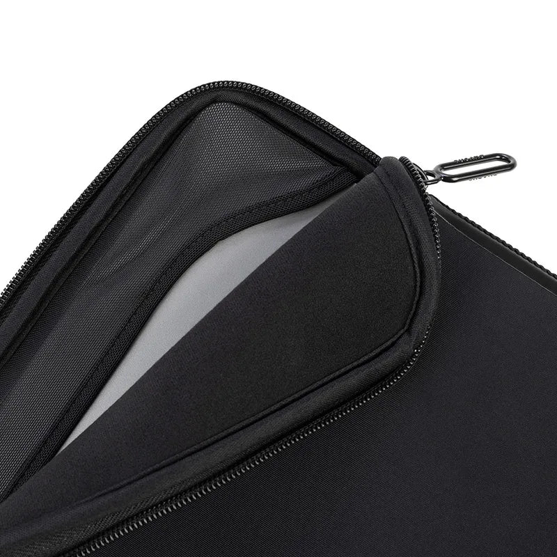 TUCANO Elements 2 – dėklas MacBook Air 13” (M5/M4/M3/M2/M1/2026-2018) / Pro 13" (juodas)