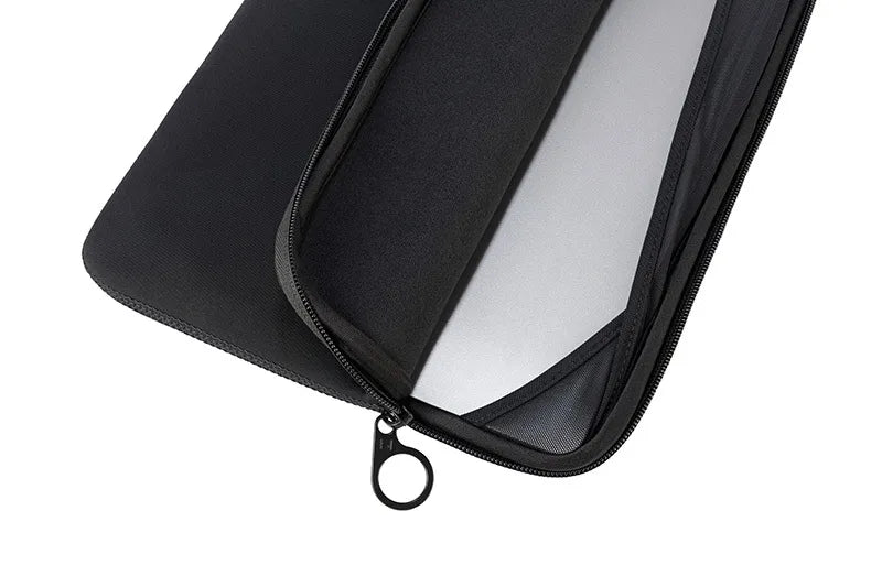 Tucano Top Second Skin – dėklas MacBook Pro 14" („M5/M4/M3/M2/M1/2026-2021“ modeliams) (juodas)