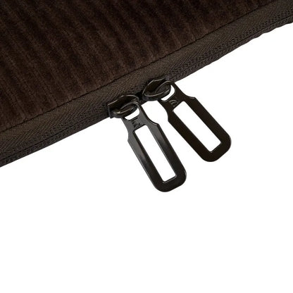 TUCANO Velluto 2 – Dėklas MacBook Air 13" (M5/M4/M3/M2/M1/2026-2018) / Pro 13" / Nešiojamiesiems kompiuteriams 12" (rudos spalvos)