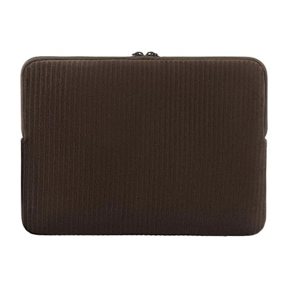 TUCANO Velluto 2 – Dėklas MacBook Air 13" (M5/M4/M3/M2/M1/2026-2018) / Pro 13" / Nešiojamiesiems kompiuteriams 12" (rudos spalvos)