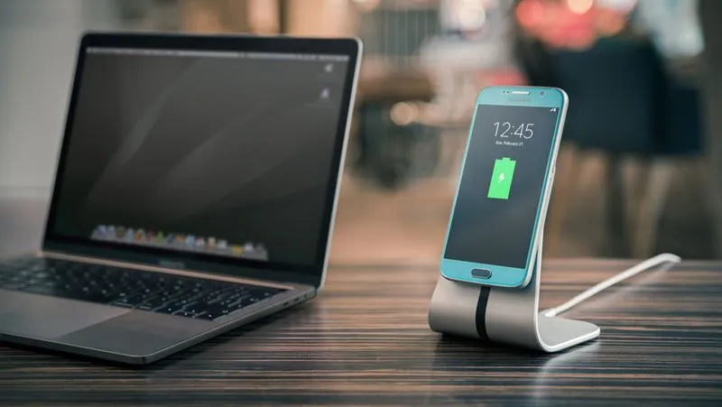 XVIDA StickyPad5 išmaniųjų telefonų magnetinis adapteris – universalus, lipnus
